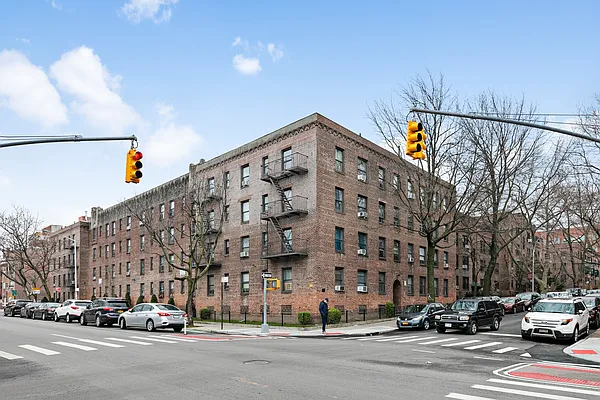 Rented by MNS | media 12