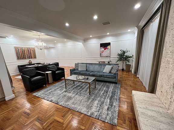 5th image of 141 S Linden Dr APT 201
