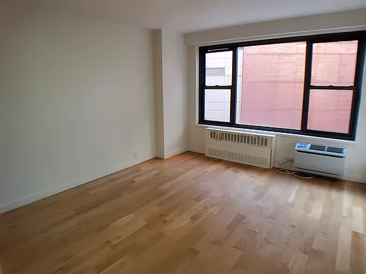 Rented by Corcoran | media 21