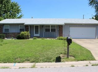 3344 Highgate Ln, Saint Charles, MO 63301
