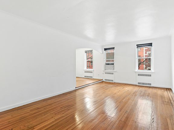 2nd image of 310 W 55th St #G3
