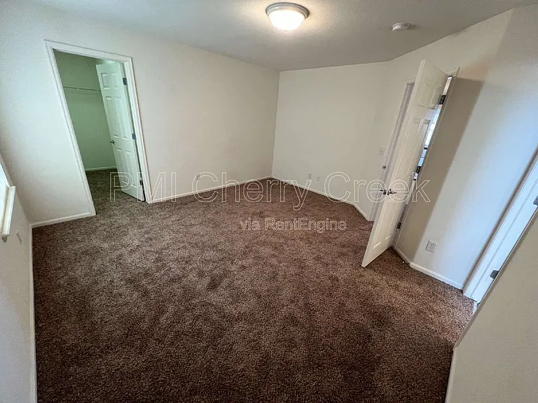 2115 Selenite Ct — Photo 15