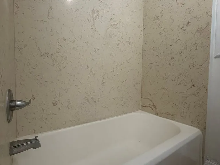 1602 Ashby Ave — Photo 7