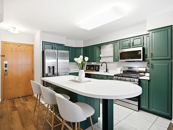 2nd image of 7410 W Lawrence Ave Unit 217