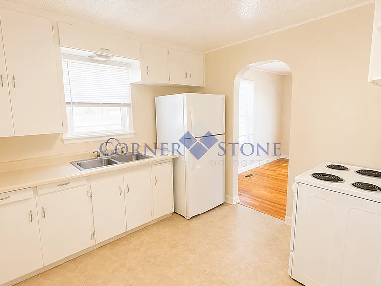 236 Shoshone Ave — Photo 6