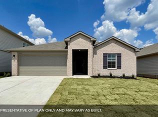 1828 Side Buster Trl, Leander, TX 78641