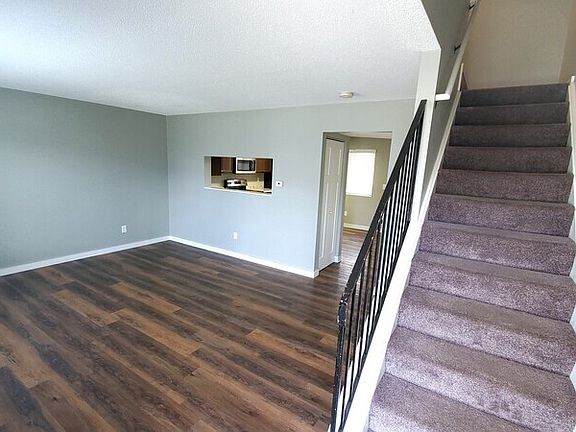 3rd image of 454 N 18th Ave