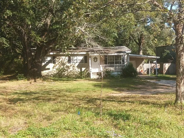 7501 Tung Ave N, Coden, AL 36582