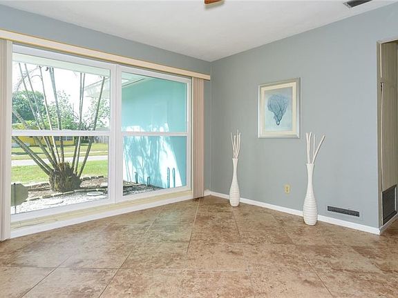 5th image of 3595 Prudence Dr