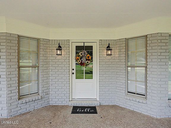 3rd image of 1835 Tara Dr