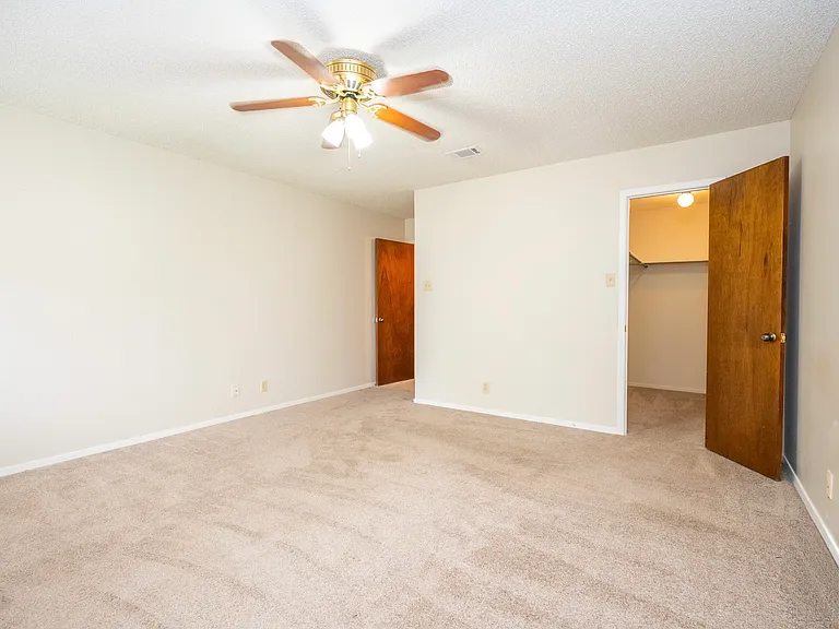 4535 Bermuda Dr — Photo 13
