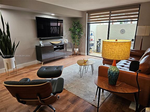 4th image of 10621 SW 77th Ter #10621