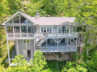 1304 Rainwater Trl, Tiger, GA 30576