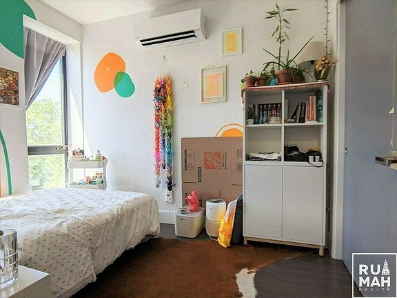 5th image of 193 Chauncey St #4D