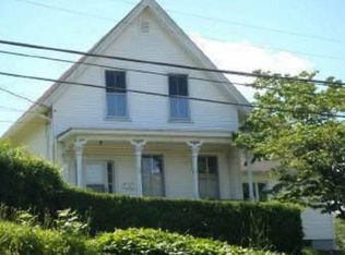 121 Boswell Ave, Norwich, CT 06360