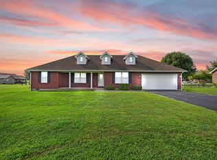1172 Red Fern Rd, Campbellsville, KY 42718