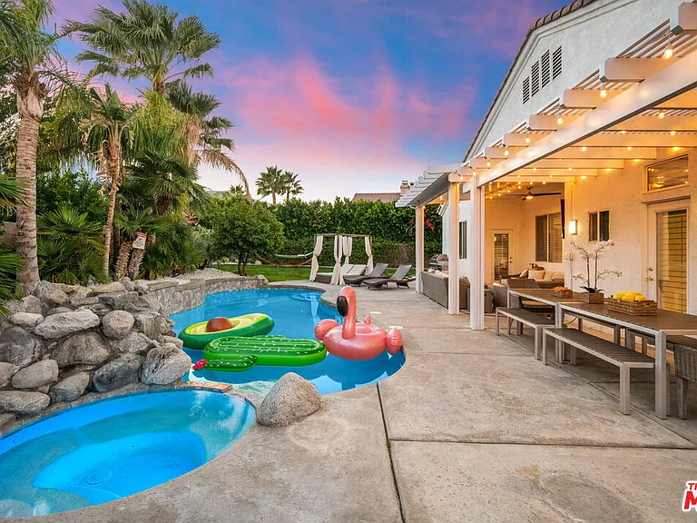 1083 E Circulo San Sorrento Rd — Photo 61