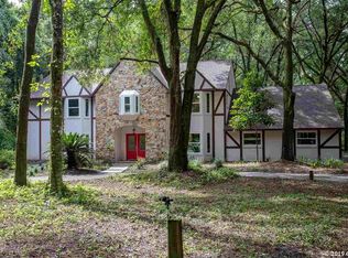 11 NW 88th Ter, Gainesville, FL 32607