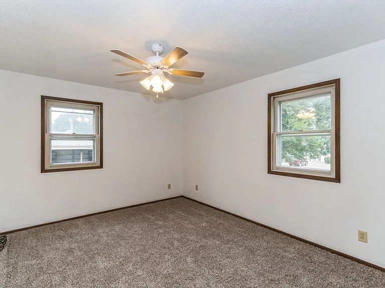 307 N Corn Street — Photo 18