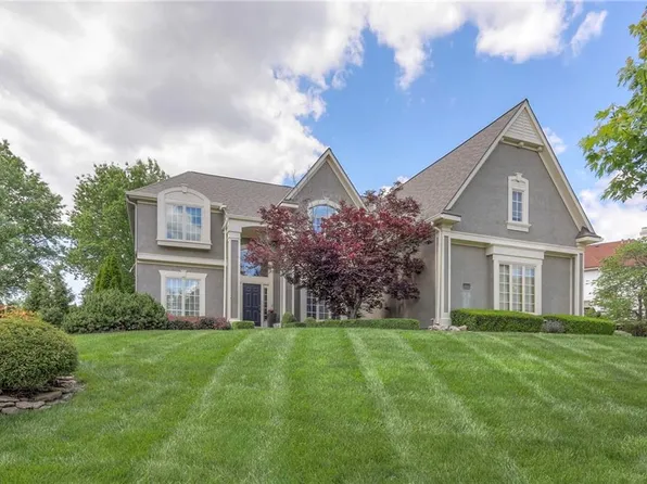 14004 Granada Rd, Leawood, KS 66224