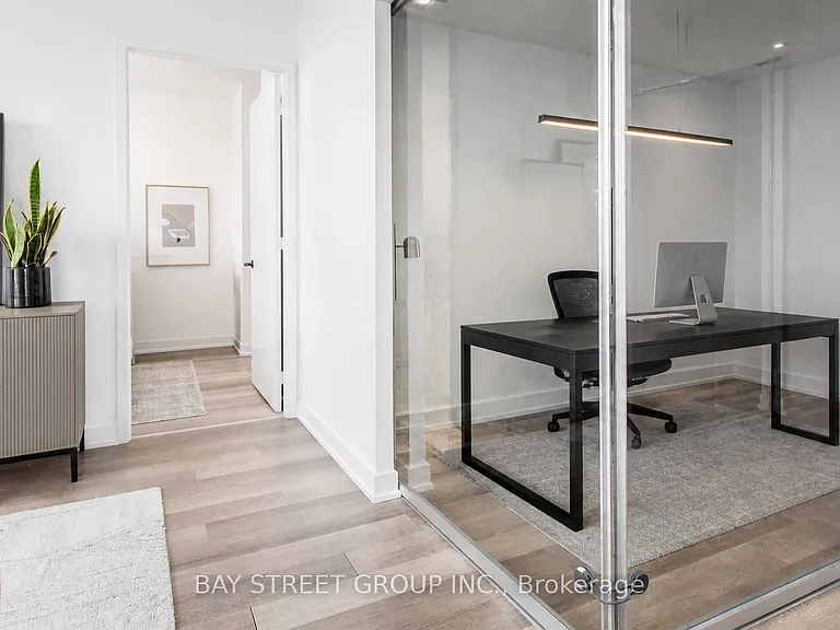 5180 Yonge St #409 — Photo 8