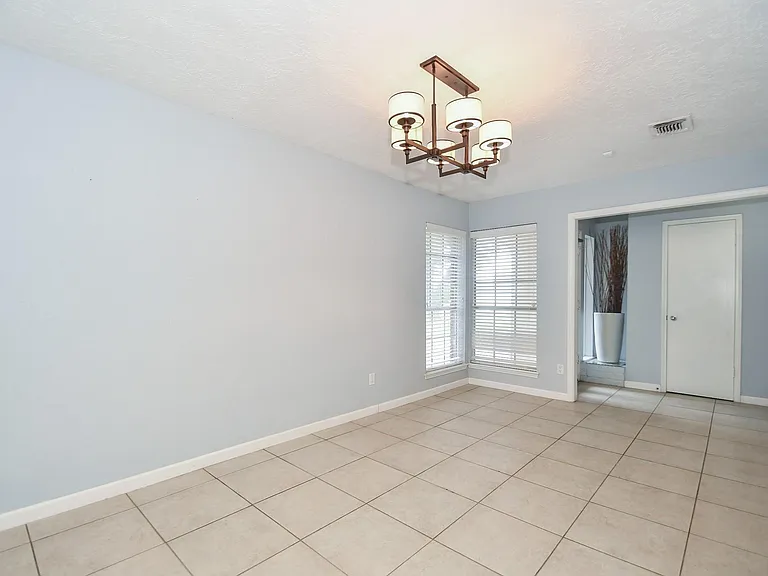 12927 Westmere Dr — Photo 5