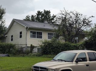 130 Johnson Rd, Oak Ridge, TN 37830