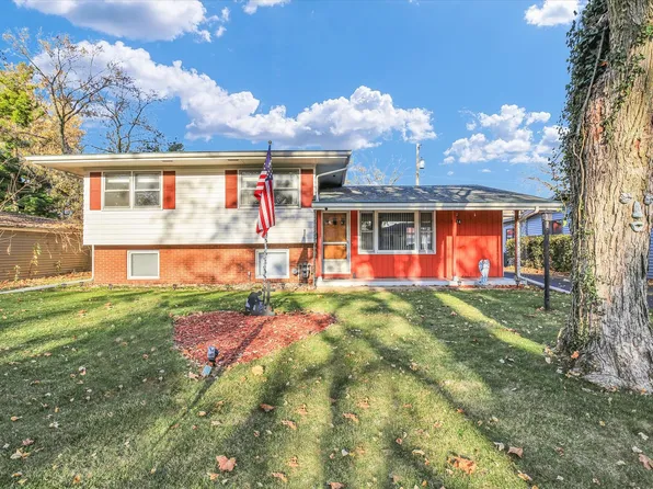 1214 Eastern Dr, Urbana, IL 61801