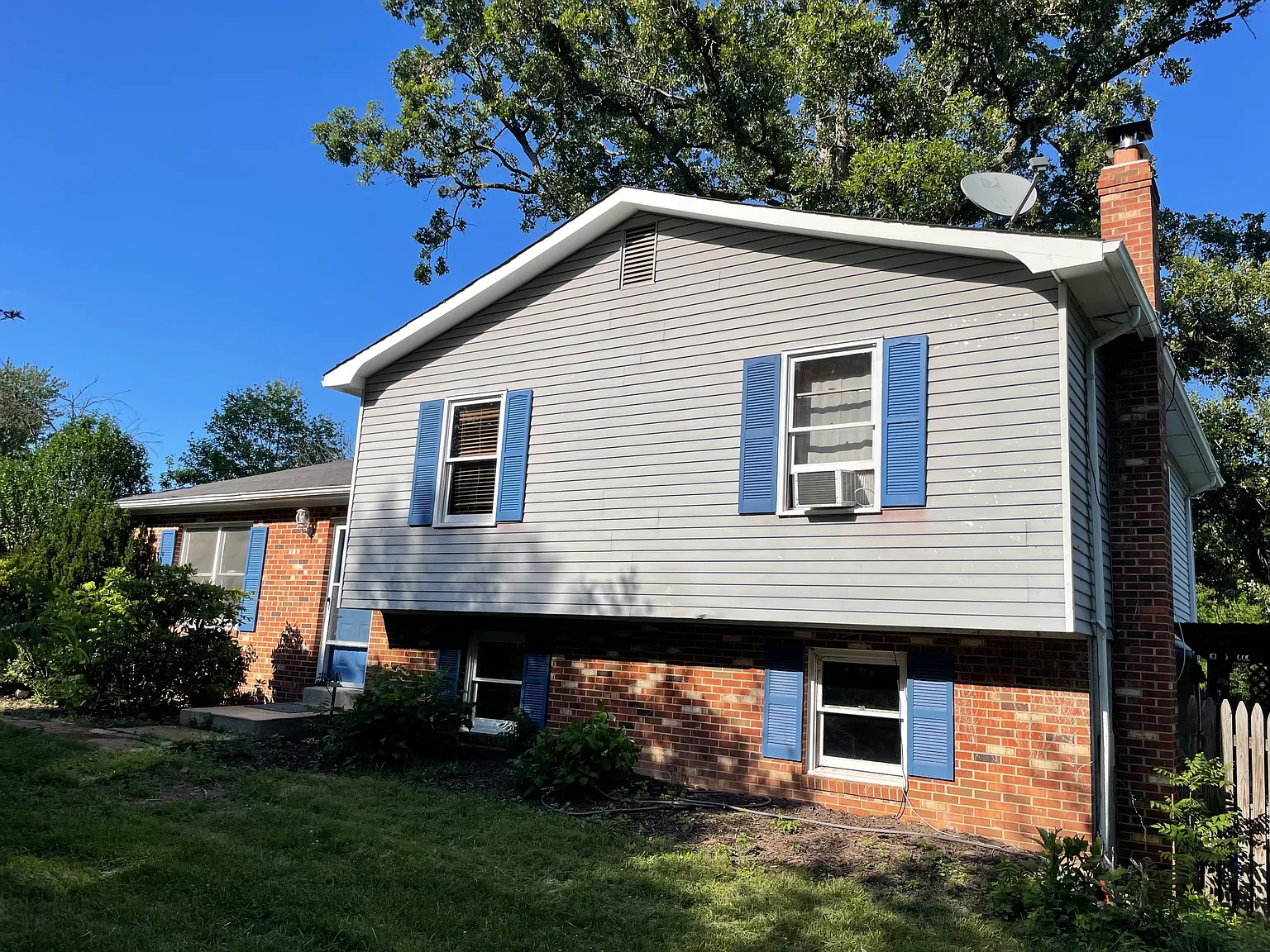 3 bed, 1978 sqft, $3,300 — Photo 3