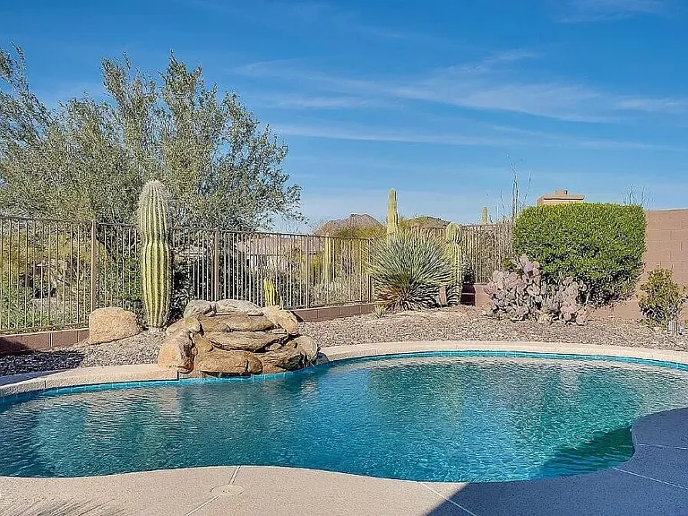 42020 N Moss Springs Rd — Photo 16