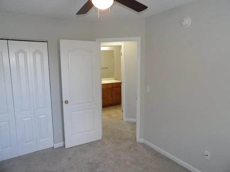 108 Charleston Ct — Photo 69