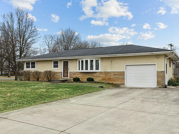 2nd image of 3195 Saxon Ct