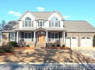 205 Woodsage Cir, Fayetteville, NC 28303