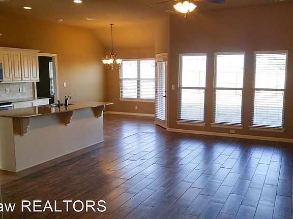 4th image of 2414 W Lttle Rock Ct S