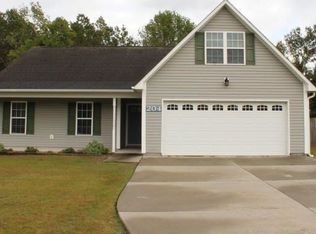 204 Chandler Simpson Ct, Beulaville, NC 28518