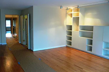 Rented by K.Chang Realty