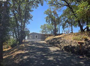 132 Oak Tree Rd, Roseburg, OR 97470