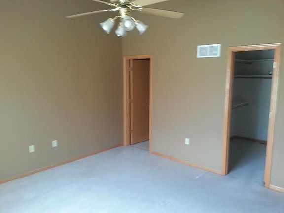 5th image of 3200 Prairieview Dr
