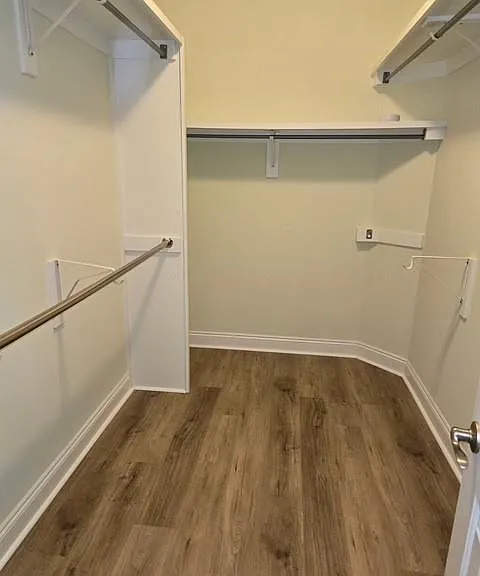 1056 Pinemont Dr — Photo 8