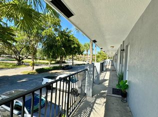 3351 Northwest 86th Avenue, Pompano Beach, FL 33065