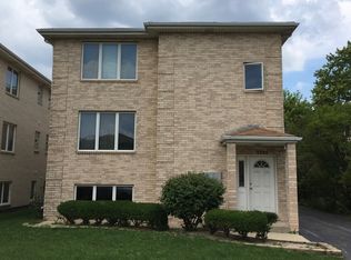 4530 Sunnyside Ave, Brookfield, IL 60513