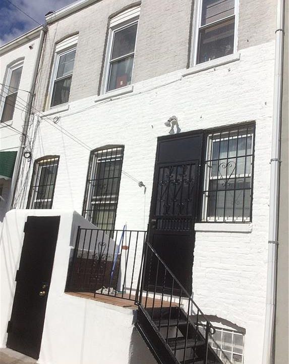 2nd image of 760 47th St