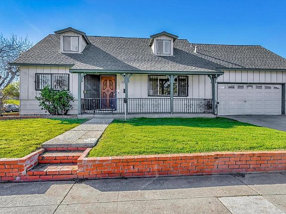 4th image of 2533 Huran Ct
