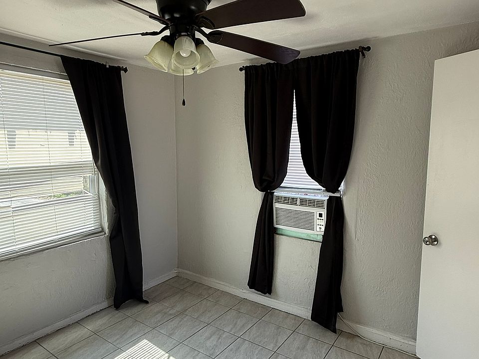 1st image of 1131 5th St SW APT 5