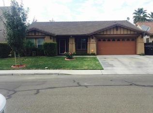 1221 Flicker Ln, Patterson, CA 95363