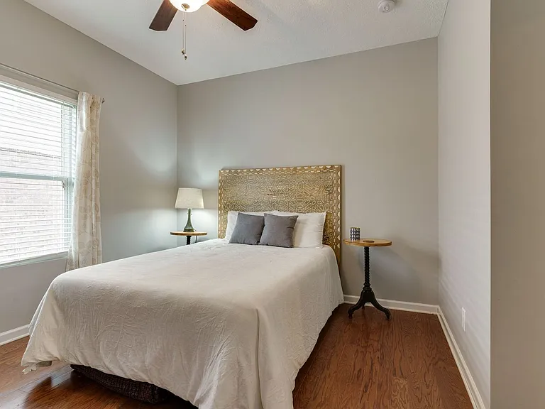 9136 Carissa Dr — Photo 15