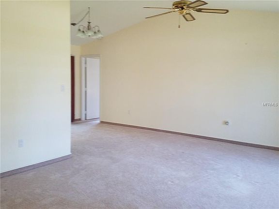 3rd image of 1233 Jefferson Dr