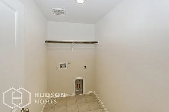 3102 Channing Dr — Photo 10