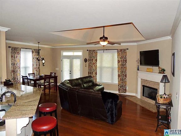 3rd image of 148 Willow View Ln