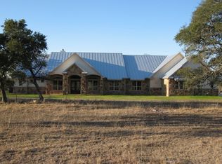 187 Dally Rd, Fredericksburg, TX 78624